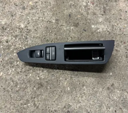 BMW 7 F01 F02 F03 F04 Electric window control switch 9352183