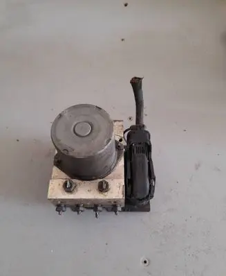 Mercedes-Benz Sprinter W906 ABS Pump 0265951522
