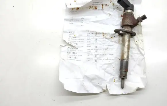 Citroen C6 Fuel injector 5U3Q9K546AA