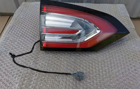 Ford Galaxy Tailgate rear/tail lights 13A603