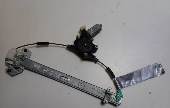 KIA Rio Front door window regulator with motor