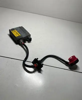 Audi A6 S6 C5 4B Headlight ballast module Xenon 4B0941471 5DV00776015