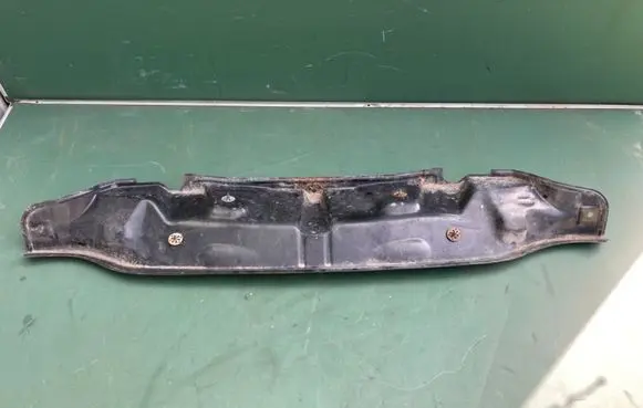 Volkswagen Caddy Wiper trim 1T0805275A