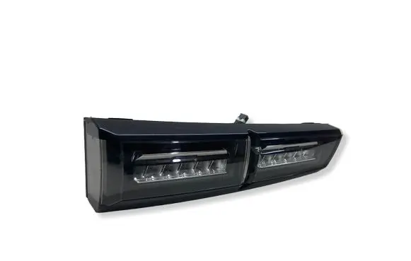 Peugeot 308 Tailgate rear/tail lights 