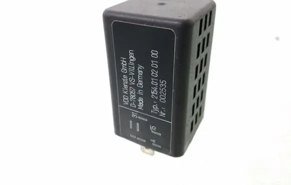 Volkswagen Golf IV Other relay 215401020100 002535 D78052VS