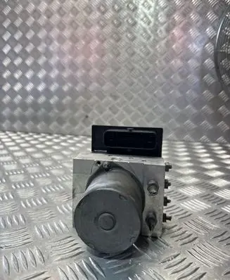 Mercedes-Benz E W212 ABS Pump A2124313512