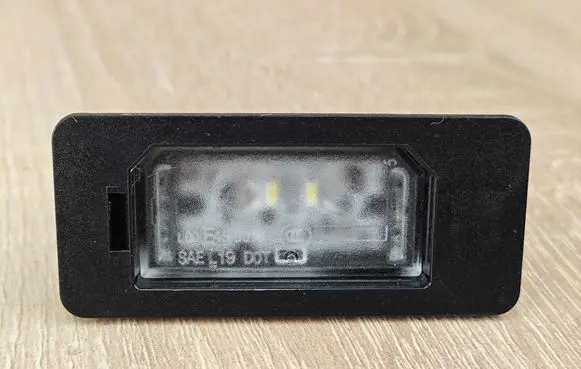 BMW 4 G22 G23 G24 G26 Number plate light 9481841
