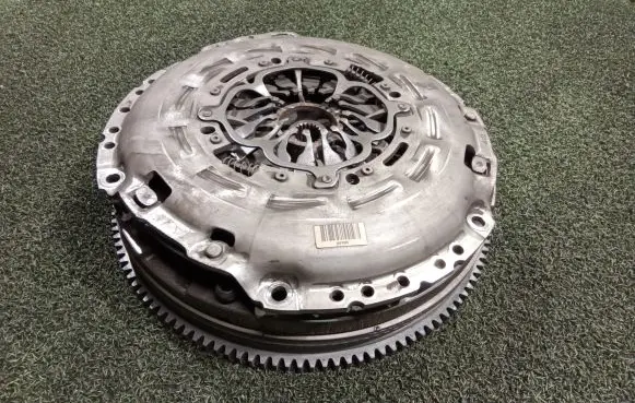 Opel Movano B Clutch set kit 301011562R 0684R