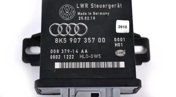 Audi Q5 SQ5 Light module LCM 8K590735700