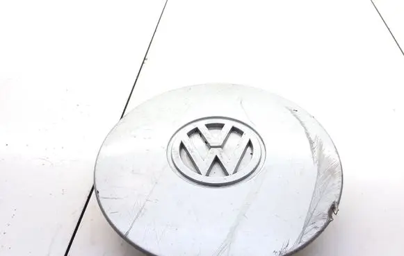 Volkswagen Golf III Original wheel cap 1H0601149H