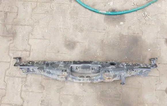 Hyundai i40 Radiator support slam panel
