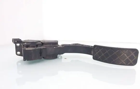 Audi A3 S3 8L Accelerator throttle pedal 1J1721503K 0281002342