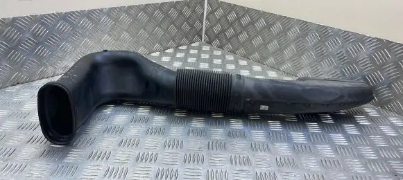 Mercedes-Benz E W212 Air intake duct part A6510903437