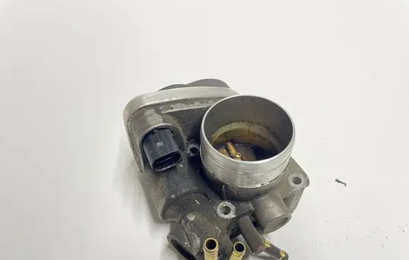 Audi A3 S3 8P Throttle valve A2C53042125 06A133062AB