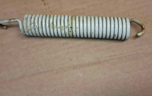 Mercedes-Benz 280 450 W116 Tailgate/trunk/boot tension spring 