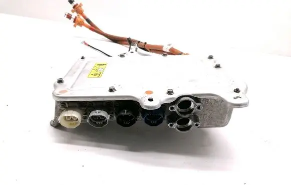 Tesla Model X Voltage converter inverter 1049678-00-G