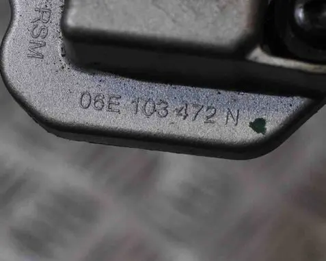 Rocker cam cover