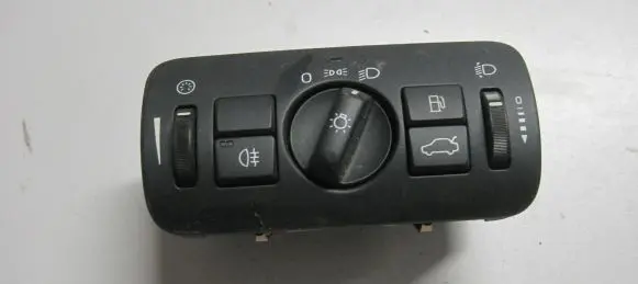 Volvo V70 Light switch 30739413