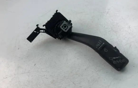 Volkswagen Golf V Indicator stalk 1K0953519H