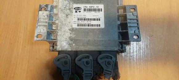 Citroen C3 Engine control unit/module ECU IAW48P2.72 9645989480 9655756380