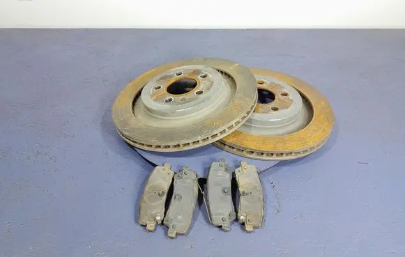Ford Mustang I Rear brake disc