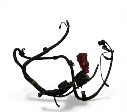 Mitsubishi L200 Positive cable (battery) 
