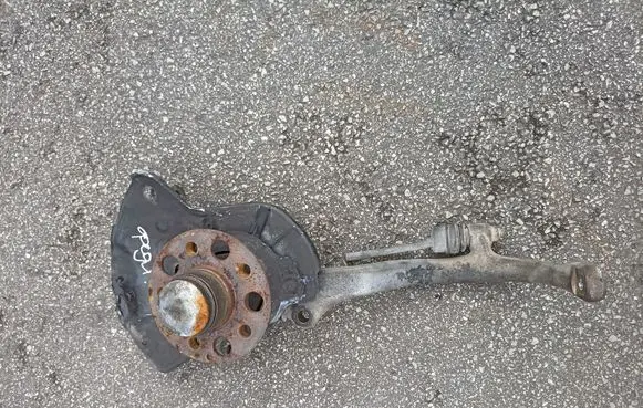 Mercedes-Benz S W221 Front wheel hub spindle knuckle A2213324501