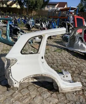 Suzuki Vitara (LY) Rear quarter panel PK19092