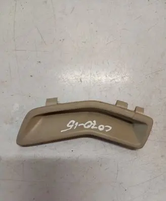 Volvo XC60 Seat belt trim 01287355