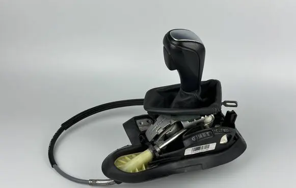 BMW 3 E90 E91 Gear shifter/selector 7548061