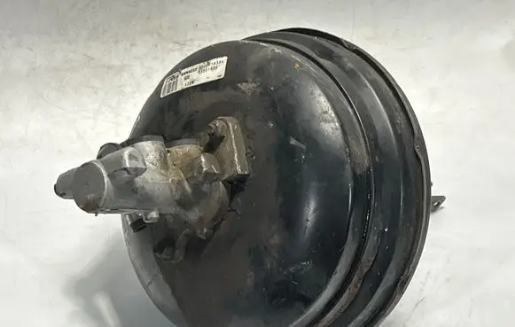 Opel Vivaro Brake booster 8200116384 93851935