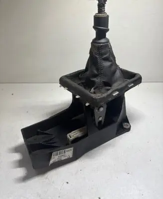 Opel Vectra C Gear shifter/selector 55557635 56HD3Z 128072