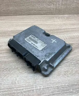 Audi A3 S3 8L Engine control unit/module ECU 038906018A 0281001409