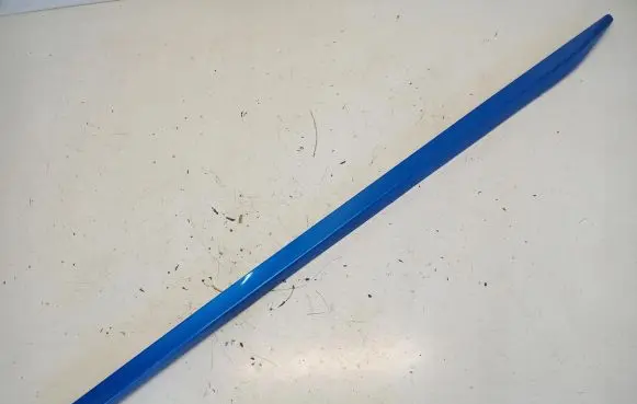 Front sill (body part)