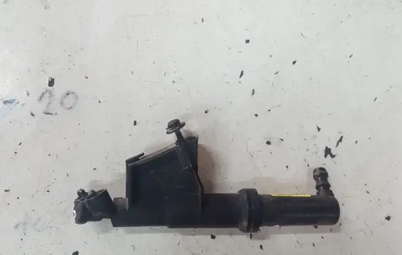 Volvo C30 Headlight washer spray nozzle 