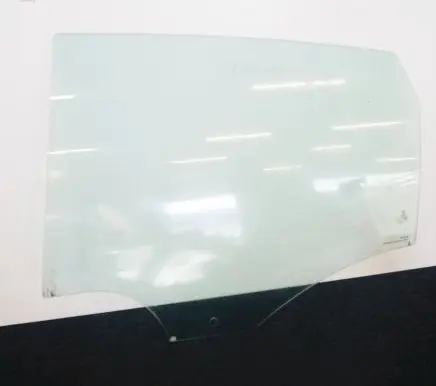 Volkswagen Polo V 6R Rear door window glass 43R00086