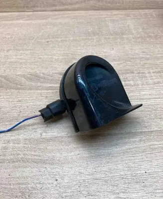 Honda Accord Horn signal UCH253 58943 WITHPLUG