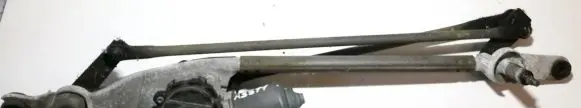 Suzuki Grand Vitara II Front wiper linkage and motor