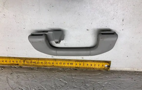 Mercedes-Benz E W212 Rear interior roof grab handle A2048100151
