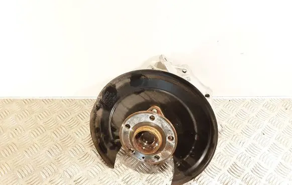 Volvo XC40 Rear wheel hub 32246245 32217484