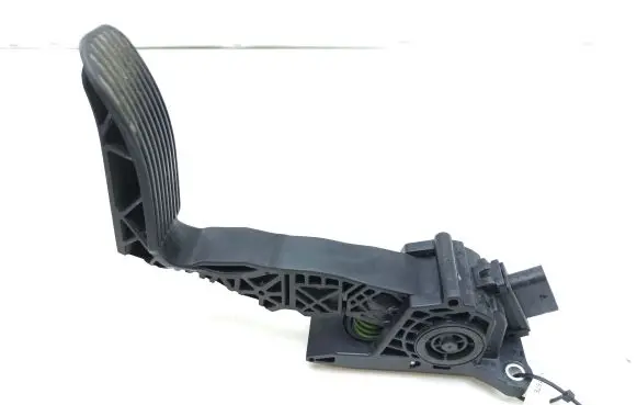 Mercedes-Benz Sprinter W907 W910 Accelerator throttle pedal A9103010200