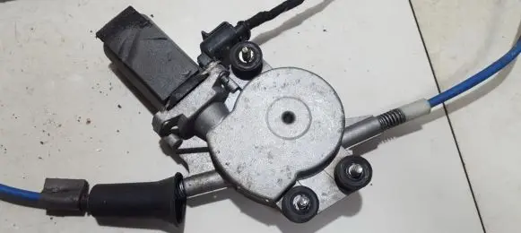 Fiat Bravo - Brava Front door window regulator motor 77702590