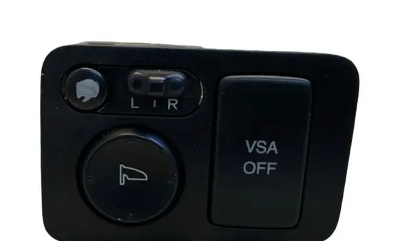 Honda CR-V Wing mirror switch BB0401