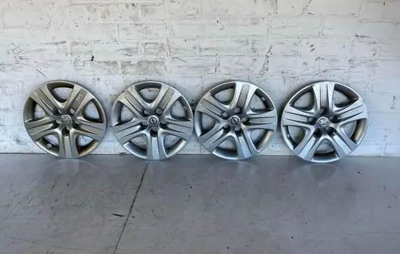 Opel Insignia A R16 wheel hub/cap/trim