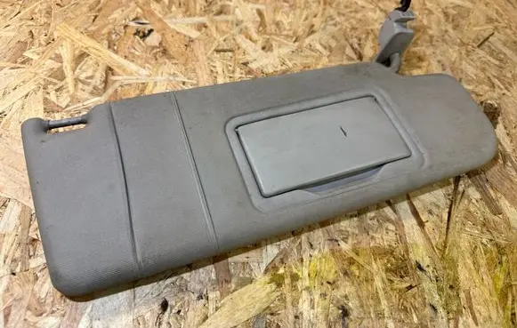 Volkswagen Golf IV Sun visor 3B0857552