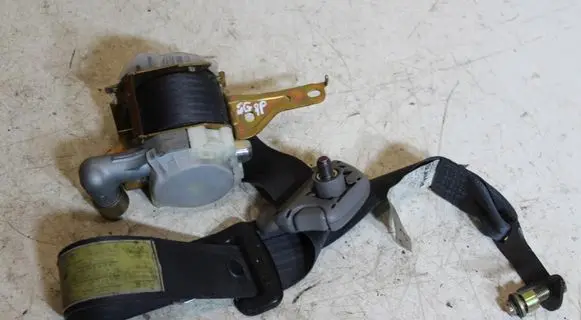 Subaru Forester SG Seat belt trim 7K7340