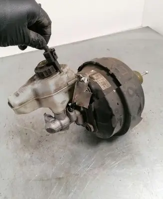 Skoda Superb B6 (3T) Master brake cylinder 1K2614105BH
