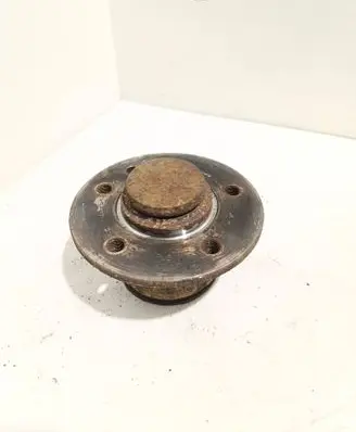 Volkswagen Crafter Rear wheel hub