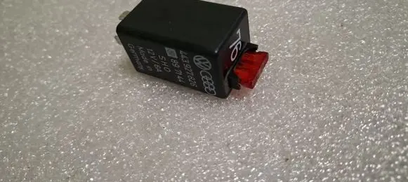 Audi 100 S4 C4 Other relay 443927826