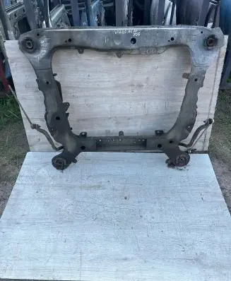Volvo XC70 Front subframe